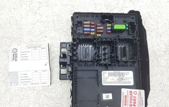 Ford Escape IV BSM Control unit LU5T15604 LU5T15604CCDE P004T