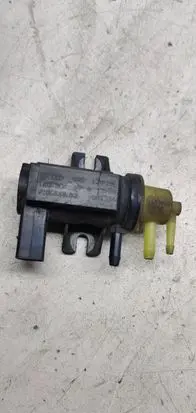 Vacuum valve