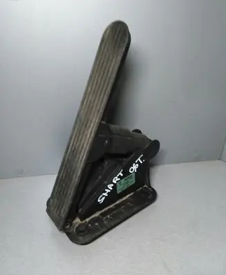 Smart ForTwo I Accelerator throttle pedal 0280752226 0002245V017