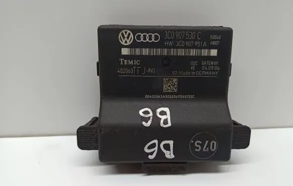 Volkswagen PASSAT B6 Gateway control module 3C0907951A 3C0907530C