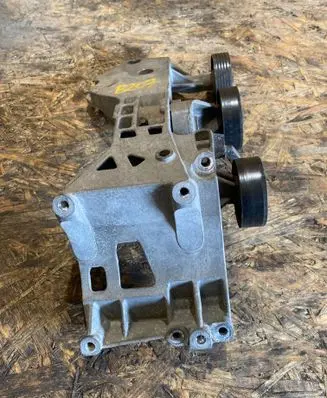 Generator/alternator bracket