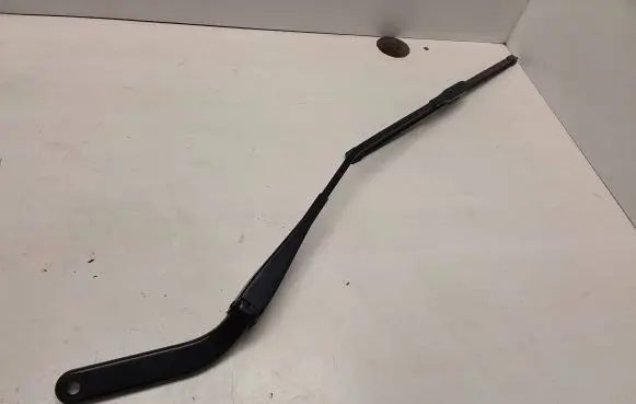 BMW X1 E84 Front wiper blade arm 2990029