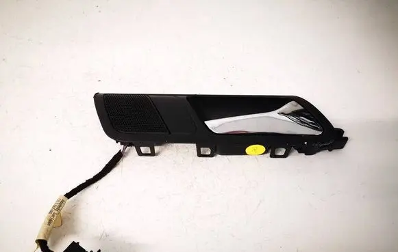 Volkswagen PASSAT B6 Rear door interior handle 3C4839114