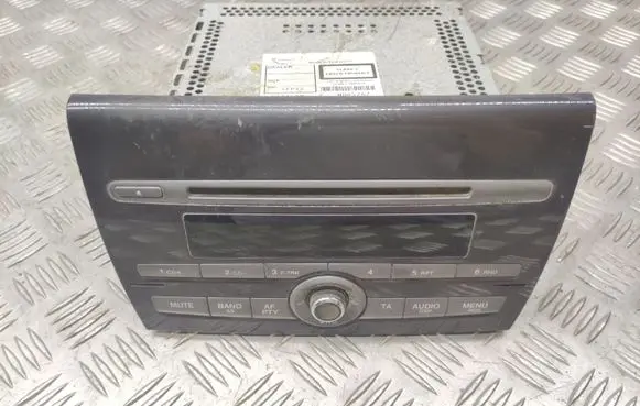 Fiat Bravo Radio/CD/DVD/GPS head unit 735451941