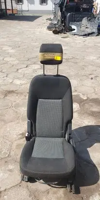 Ford Galaxy Second row seats 