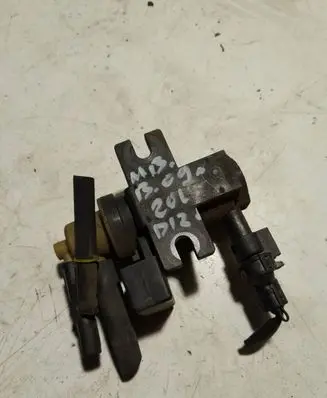 Vacuum valve