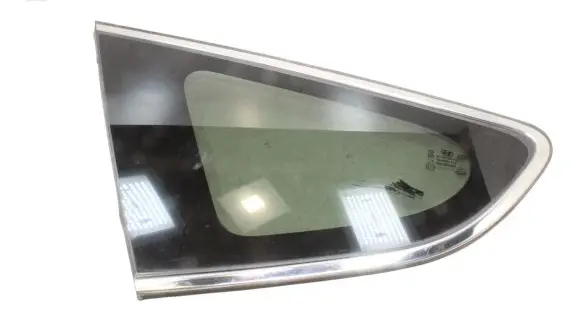 Hyundai Santa Fe Rear side window 878102W000
