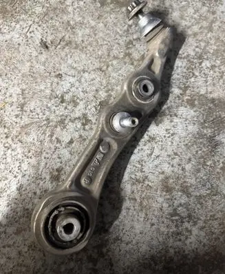 Mercedes-Benz E W213 Front control arm A20514