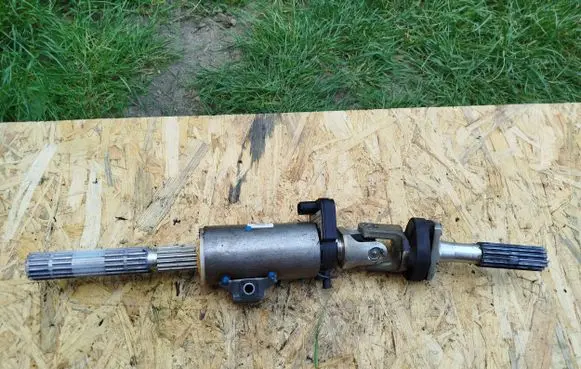 Saab 9-5 Steering column universal joint 26087755 949930108A704 5060702