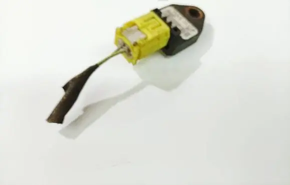 Fiat Freemont Airbag deployment crash/impact sensor p56038950aa