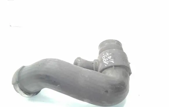 Audi A4 S4 B7 8E 8H Intercooler hose/pipe 8E0145832S