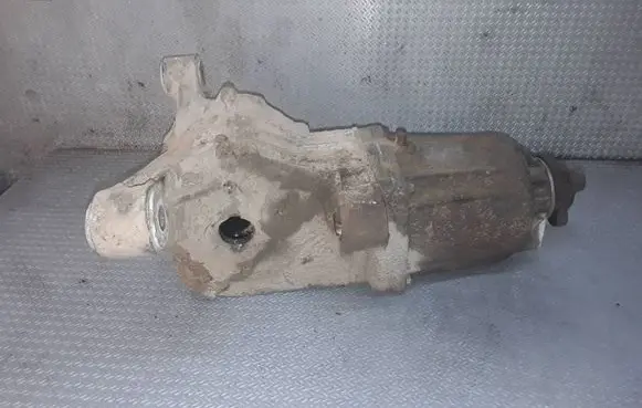 Chrysler Pacifica Rear differential 6800012391