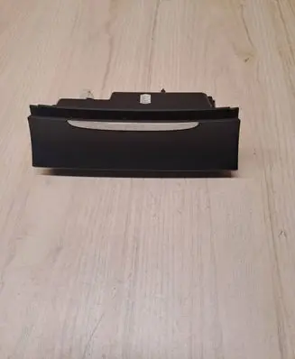 Volkswagen PASSAT B6 Car ashtray 3C0863284 318220100 3C0857961