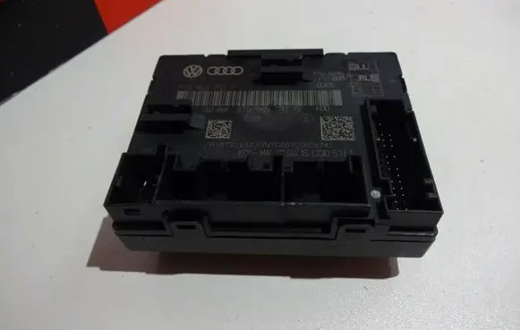 Audi A5 8T 8F Door control unit/module 8T0959793P