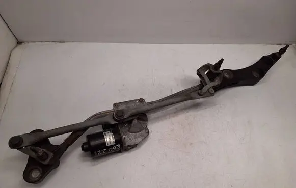 BMW 5 E60 E61 Front wiper linkage and motor 7131164 61617131164 61617179433