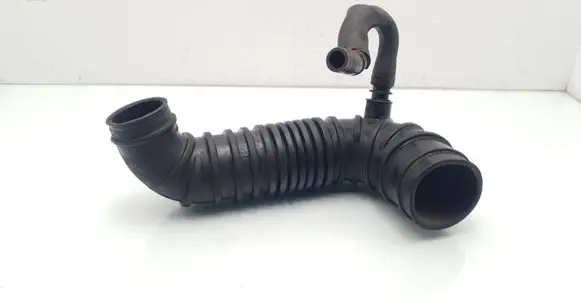 Mitsubishi Pajero Turbo air intake inlet pipe/hose 