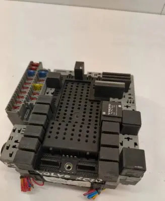 Volvo XC90 Fuse box set 8645410 8645411 01W114