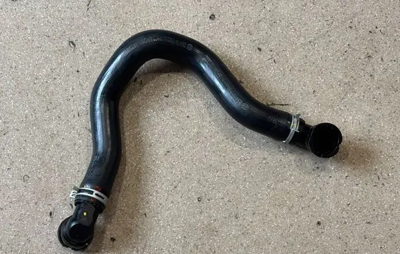 KIA Sorento IV Engine coolant pipe/hose 25415P2000