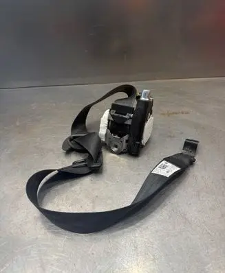 Volkswagen Polo V 6R Front seatbelt 6R4857705 051048 J000045