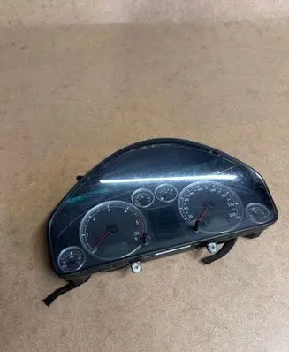 Volkswagen Sharan Speedometer (instrument cluster) 7M3920840N YM2110849 10060502514