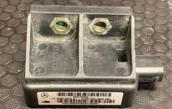 Mercedes-Benz C W203 ESP acceleration yaw rate sensor A0025429418 62109800 10098001141