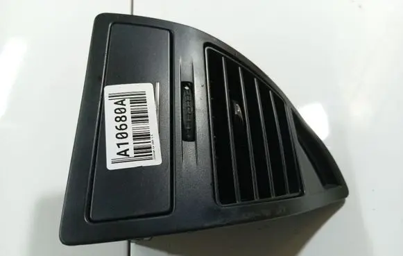 Dash center air vent grill