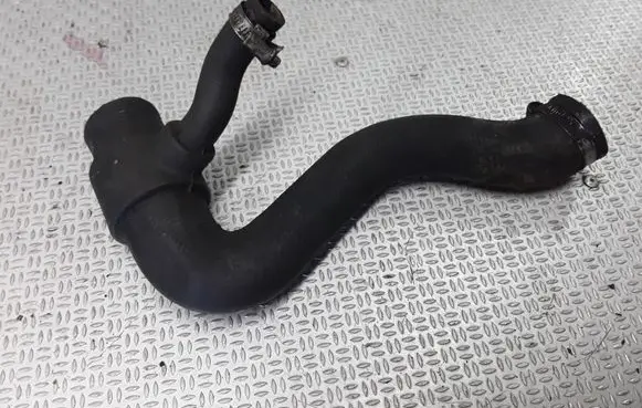 Mercedes-Benz Sprinter W901 W902 W903 W904 Engine coolant pipe/hose