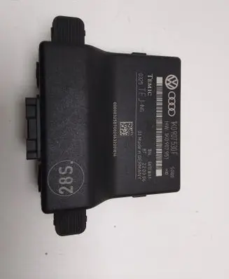 Volkswagen Touran I Gateway control module 1K0907951 1K0907530F