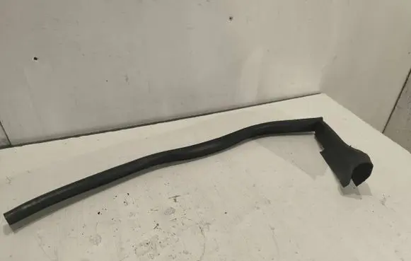 Mercedes-Benz E W212 Engine compartment rubber A2126280098
