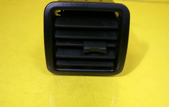 Suzuki Swift Cultus Dashboard side air vent grill/cover trim 73621-60E00
