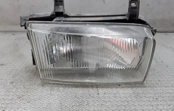 Volkswagen Transporter - Caravelle T4 Headlight/headlamp 0244438