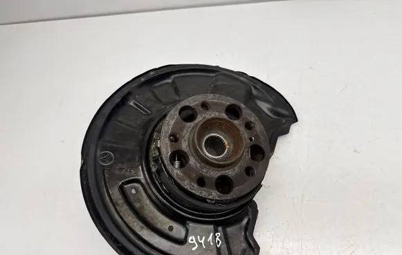 Mercedes-Benz C W204 Rear wheel hub 