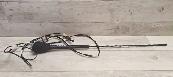 Toyota Yaris Radio antenna