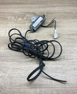 Toyota Avensis T250 Aerial antenna amplifier 8630005110