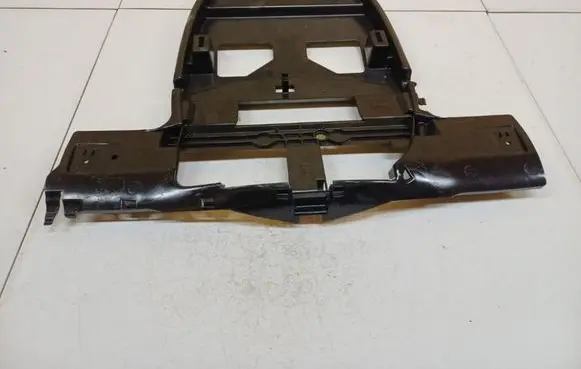 Chrysler Voyager Other exterior part 05028057AA