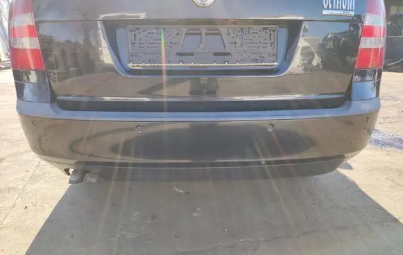 Skoda Octavia Mk2 (1Z) Front bumper