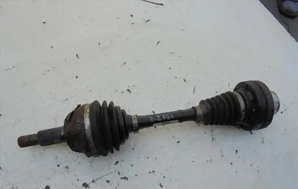 Volkswagen Touareg III Front driveshaft