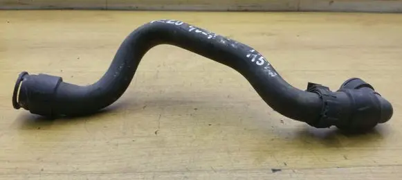 Peugeot 4007 Engine coolant pipe/hose