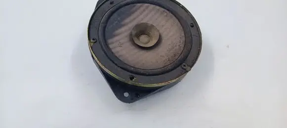 Subaru Impreza I Front door speaker EAS16P475B