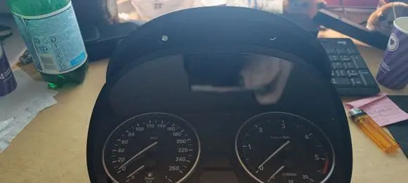 BMW 3 E90 E91 Speedometer (instrument cluster) 9187369