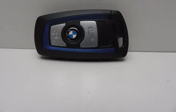 BMW 2 F22 F23 Ignition key/card 9312542