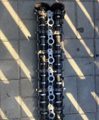 BMW 5 F10 F11 Camshaft 7800044