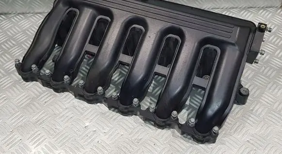 BMW 5 E60 E61 Intake manifold 7789247