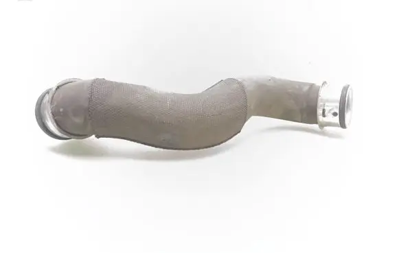 Mercedes-Benz CLS C218 X218 Engine coolant pipe/hose A2125018282