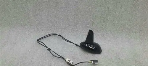 Mercedes-Benz S W221 Aerial GPS antenna A2218201575