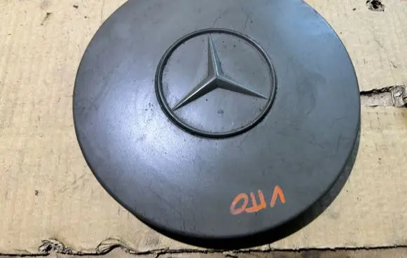 Mercedes-Benz Vito Viano W638 Original wheel cap 6384010325
