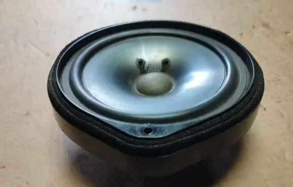 Honda Civic Front door speaker