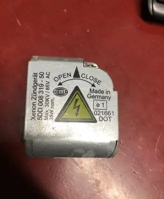 Audi A6 S6 C6 4F Headlight ballast module Xenon 5dd0083950 021661