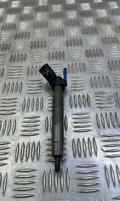 Mercedes-Benz E W213 Fuel injector A6540700187