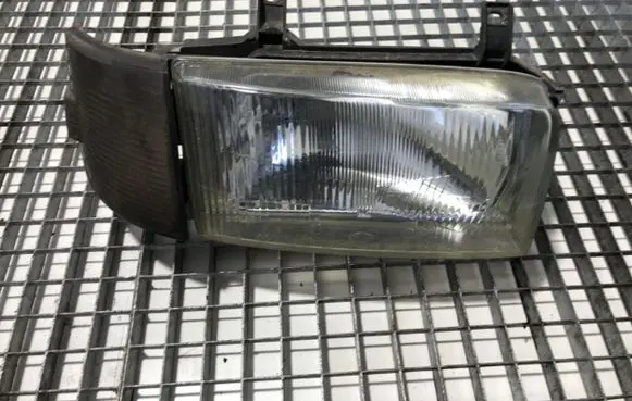 Volkswagen Transporter - Caravelle T4 Headlight/headlamp